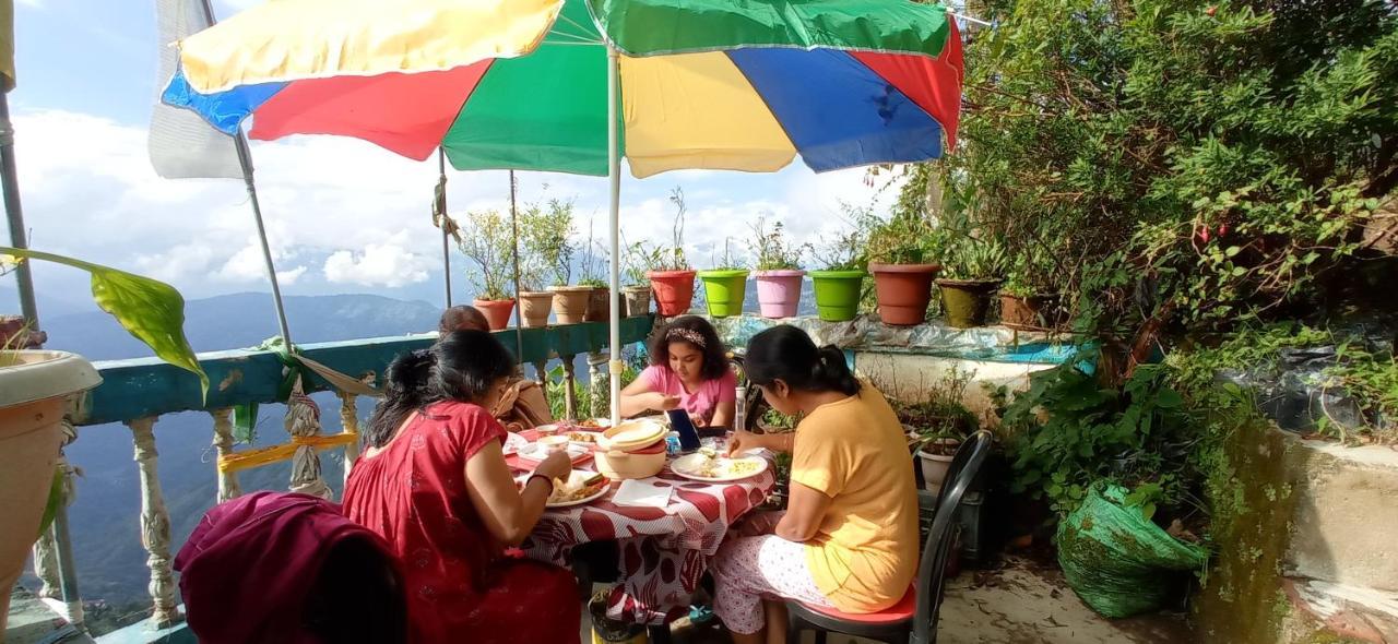 Blue Horizon Homestay Darjeeling  Exterior photo